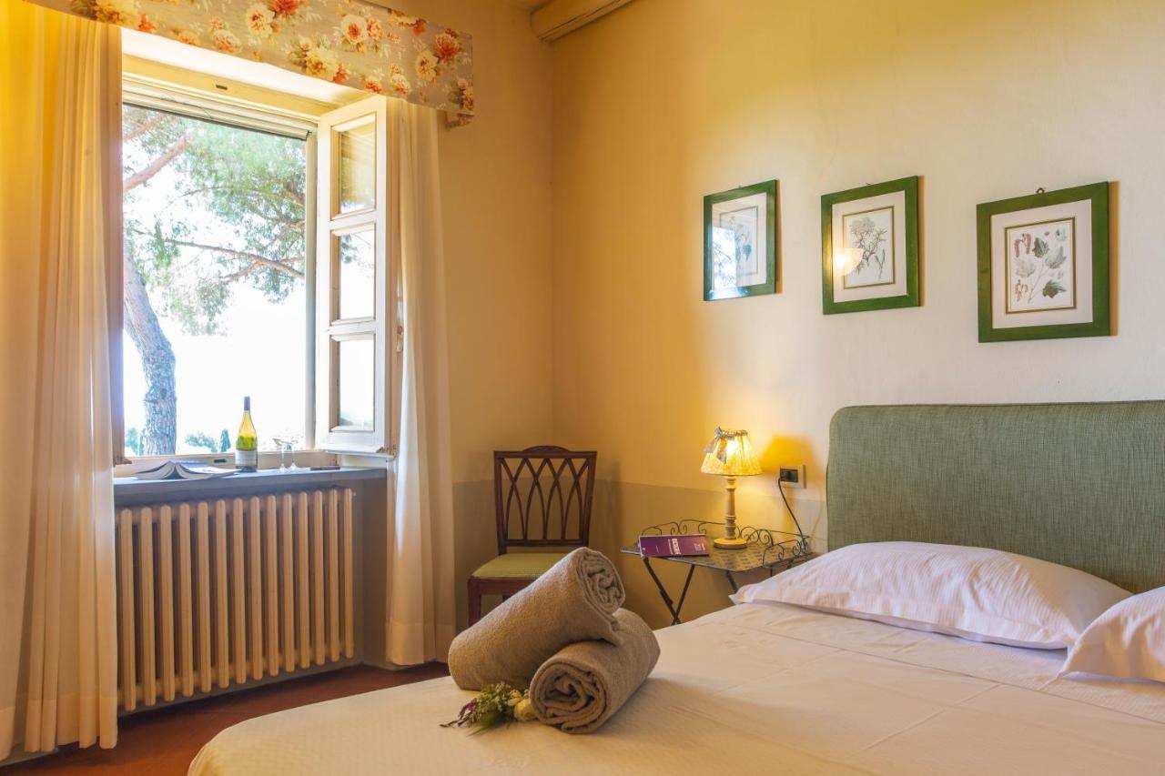 Fattoria Di Magliano Winery Villa Magliano in Toscana Room photo