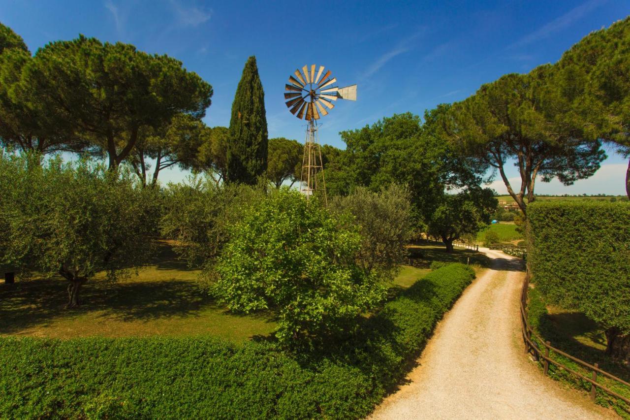 Fattoria Di Magliano Winery Villa Magliano in Toscana Exterior photo